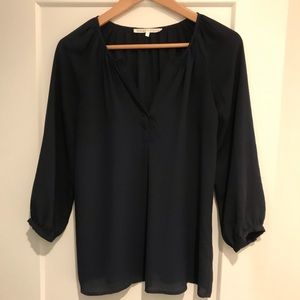 Wow! so cute! Like New! Violet+Claire: Women's long sleeve v-neck blouse in n…